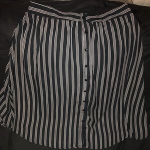 Pin striped skirt